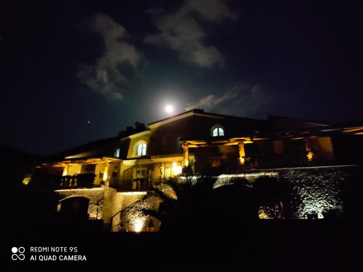 Le Rocce Sant'Agata de' Goti Exterior foto